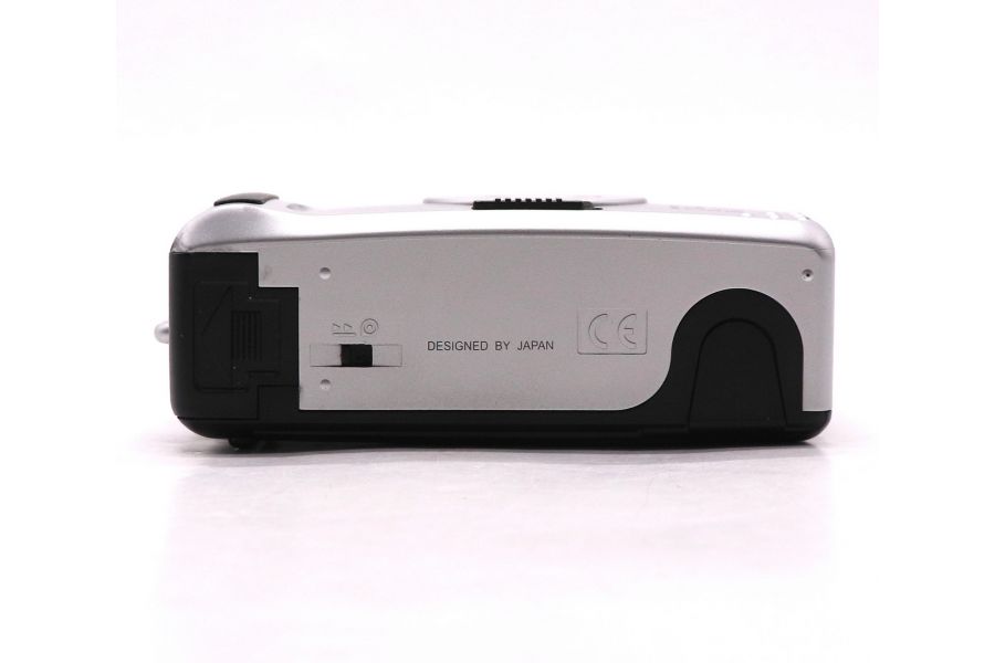 Плёночный фотоаппарат с вспышкой Skina Poche 22