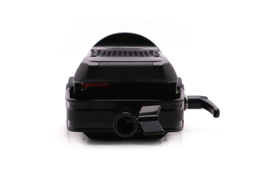 Осветитель Aputure Light Storm COB 120d II