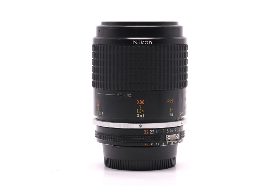 Мануальный Nikon AI-S Micro-Nikkor 105mm f/2.8