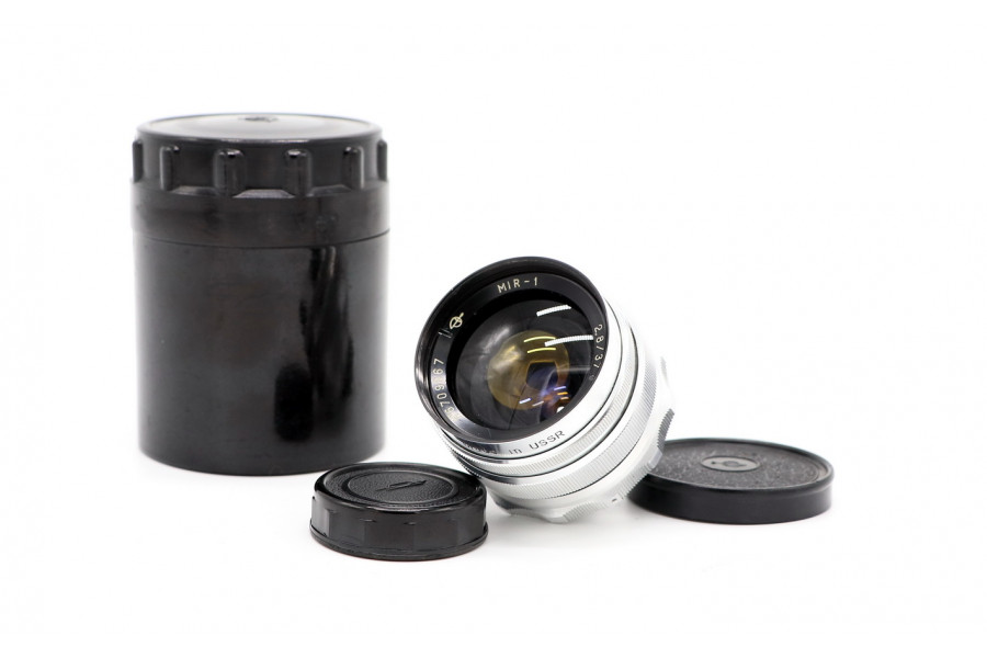 Советский широкоугольный объектив Мир-1 2.8/37 GPB