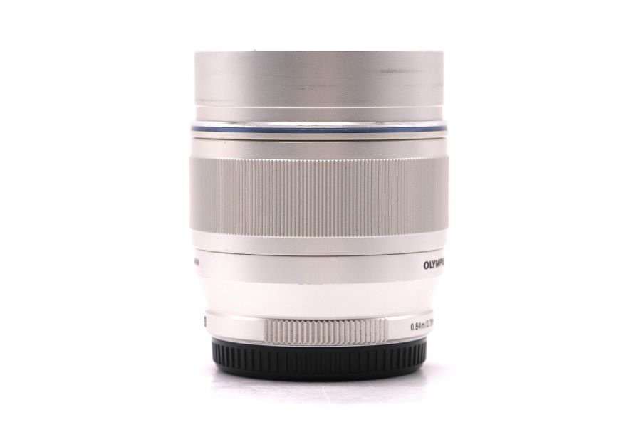 Объектив Olympus M.Zuiko Digital 75mm f/1.8 ED MSC