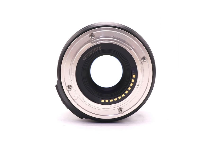 Объектив YongNuo 25mm f/1.7 для камер Micro 4/3 в упаковке