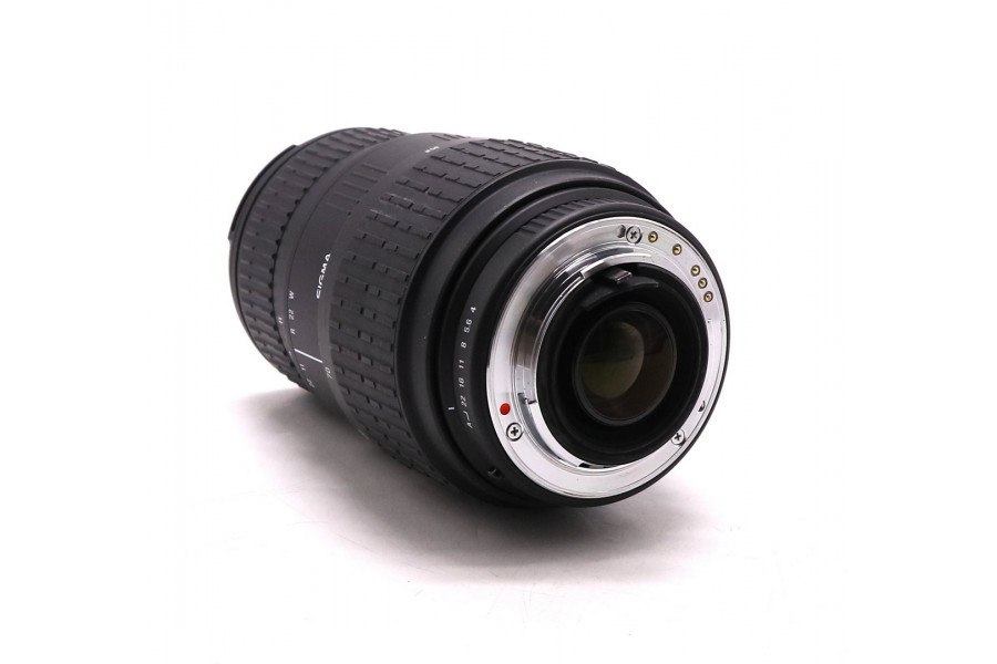 Объектив Sigma AF 70-300mm f/4-5.6 DL Macro Super for Pentax в упаковке