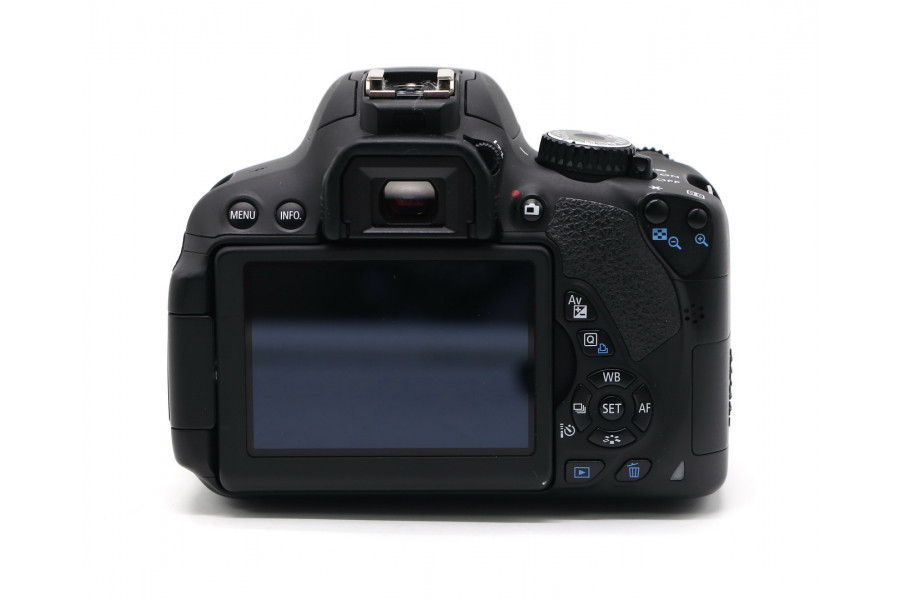 Камера Canon EOS 650D kit (пробег 12330 кадров)