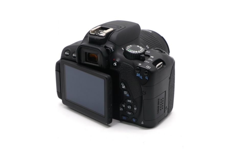 Камера Canon EOS 650D kit (пробег 12330 кадров)