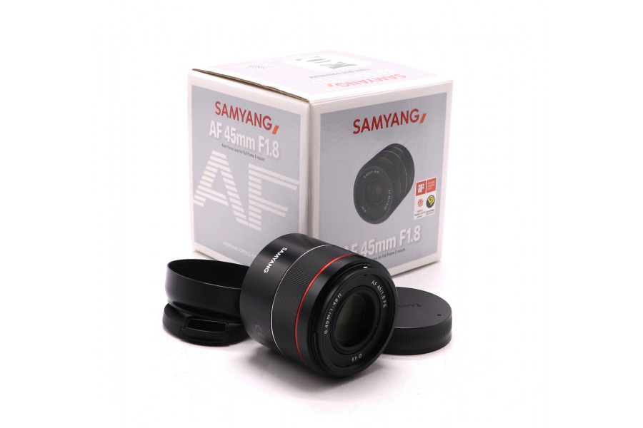 Объектив Samyang 45mm f/1.8 AF FE Sony E в упаковке