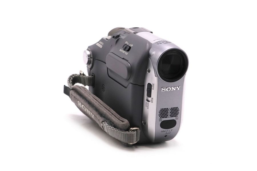 Компактная идеокамера Sony DCR-HC17E Handycam