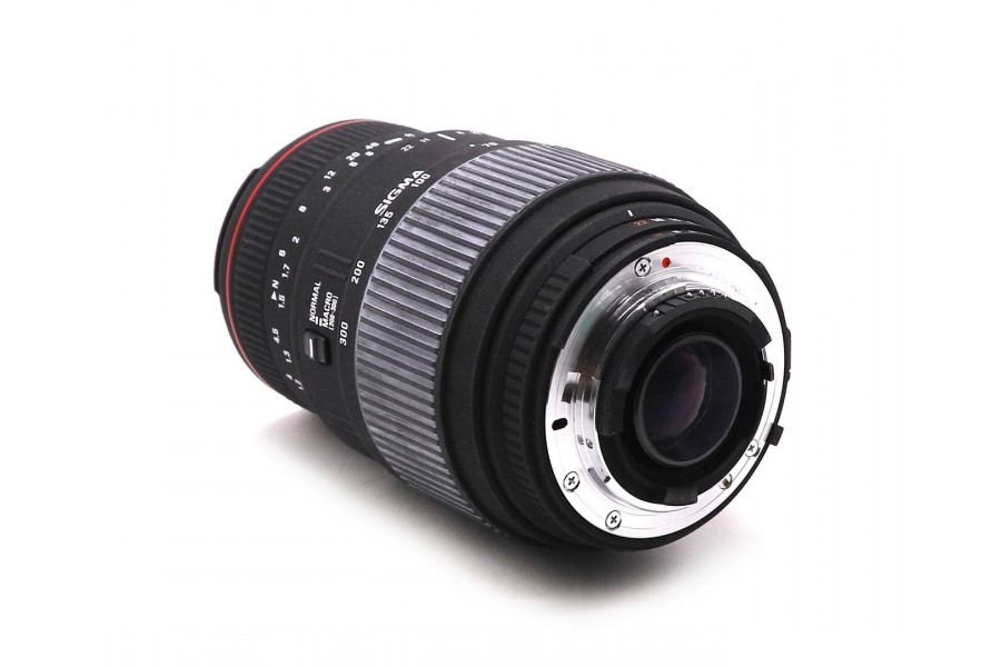 Цифровой Sigma AF 70-300mm f/4-5.6D APO Macro for Nikon