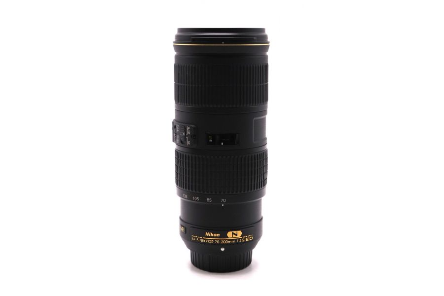 Объектив Nikon 70-200mm f/4G ED VR AF-S Nikkor в упаковке