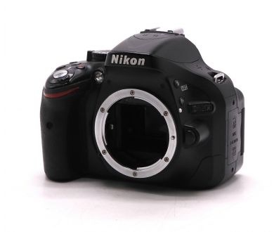 Камера Nikon D5200 body (пробег 62490 кадров)