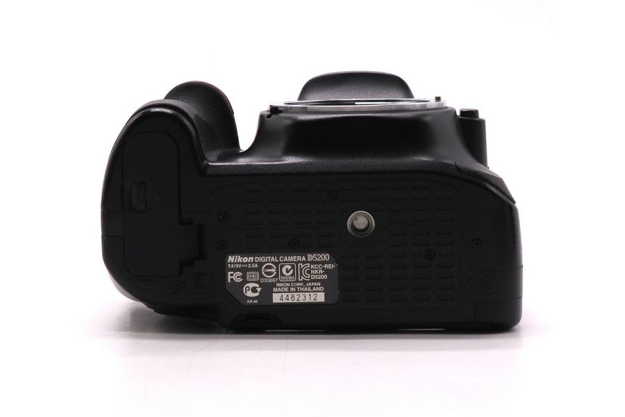 Камера Nikon D5200 body (пробег 62490 кадров)