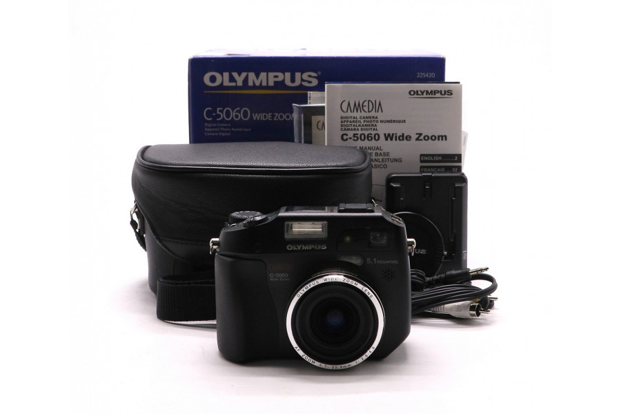 Olympus C-5060 Wide Zoom Camedia в упаковке