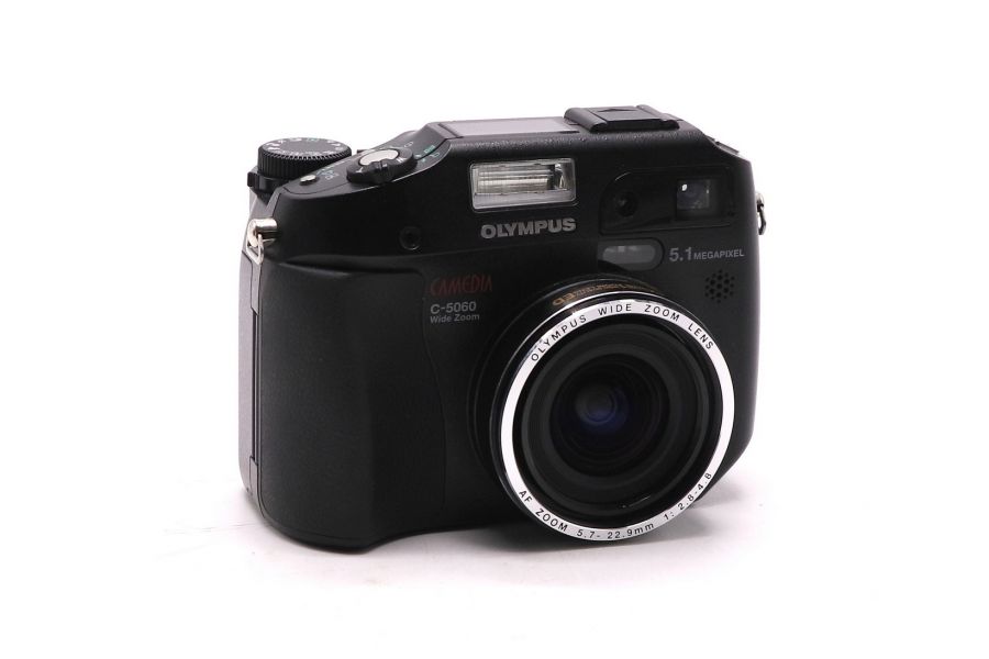 Olympus C-5060 Wide Zoom Camedia в упаковке