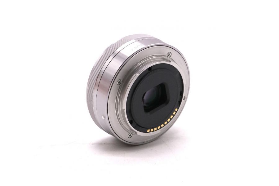 Объектив Sony 2.8/16mm (SEL16F28) в упаковке