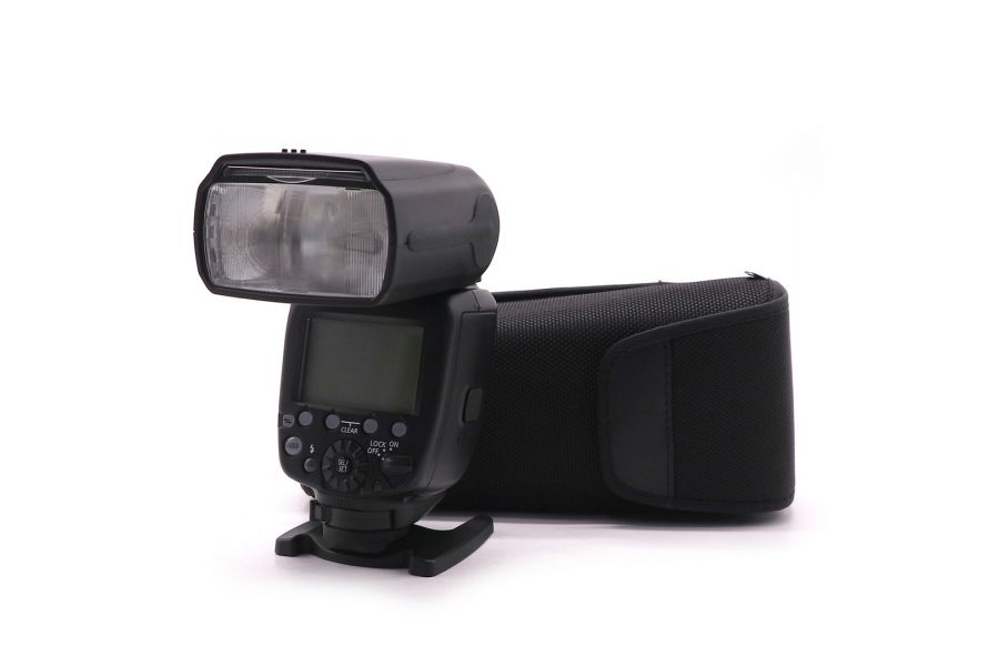 Фотовспышка новая Canon Speedlite 600EX-RT