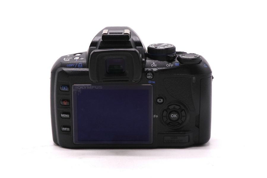 Olympus E-420 body в упаковке (пробег 9200 кадров)