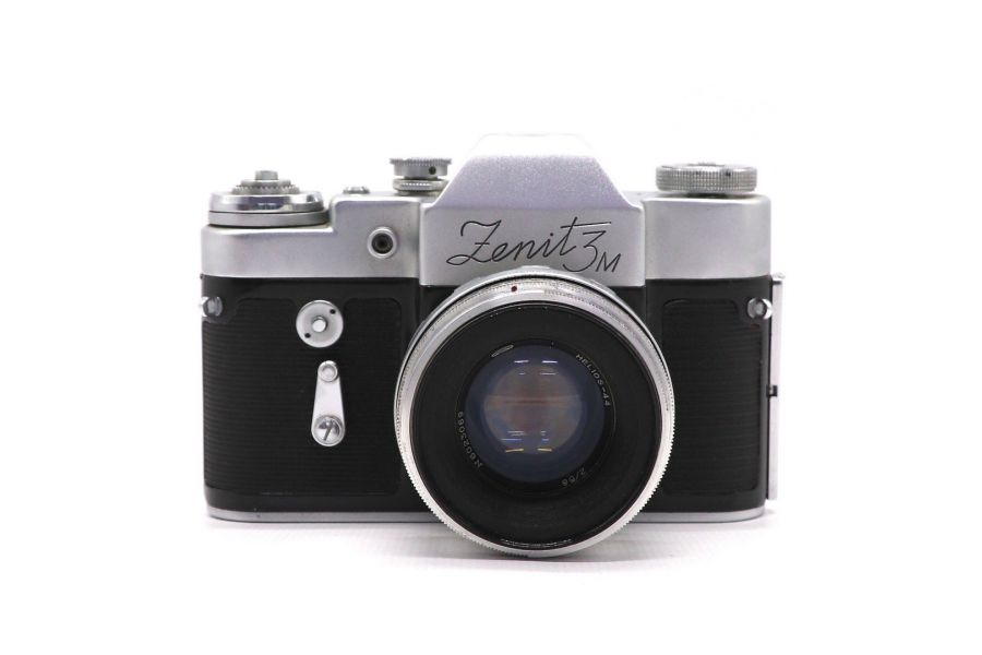 Пленочный фотоаппарат Зенит 3М + Гелиос-44 silver