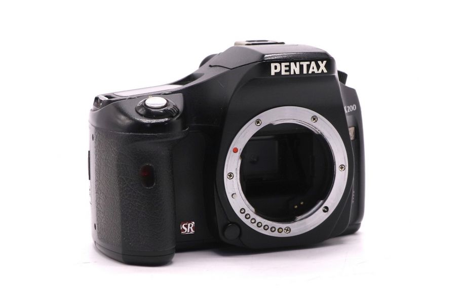 Камера Pentax K200D body (пробег 110140 кадров)