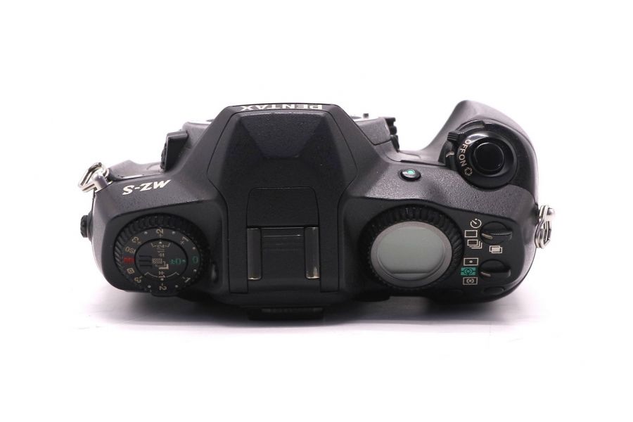 Зеркальная пленочная Pentax MZ-S body