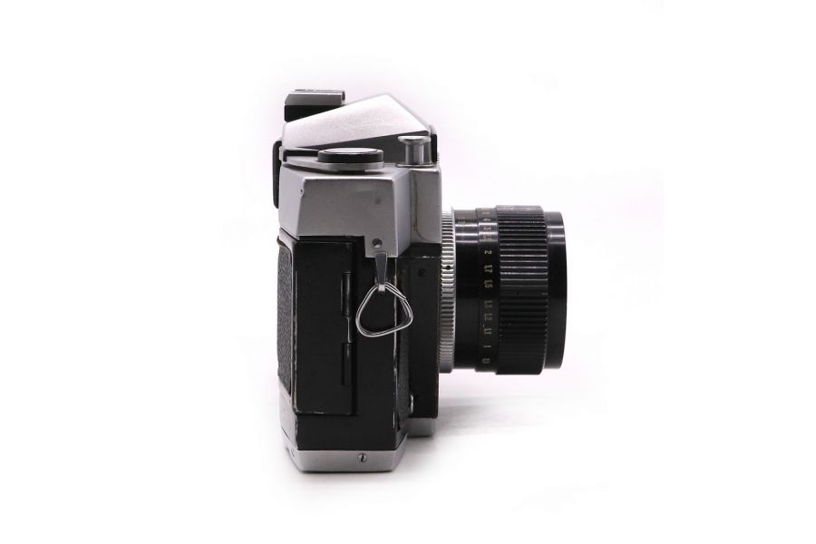 Плёночный зеркальный фотоаппарат Киев 15 Тее kit