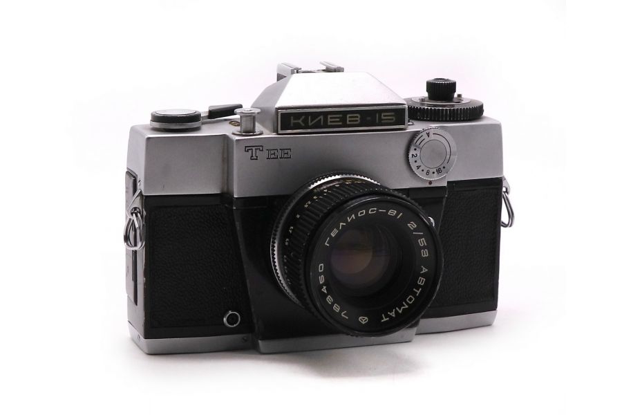 Плёночный зеркальный фотоаппарат Киев 15 Тее kit