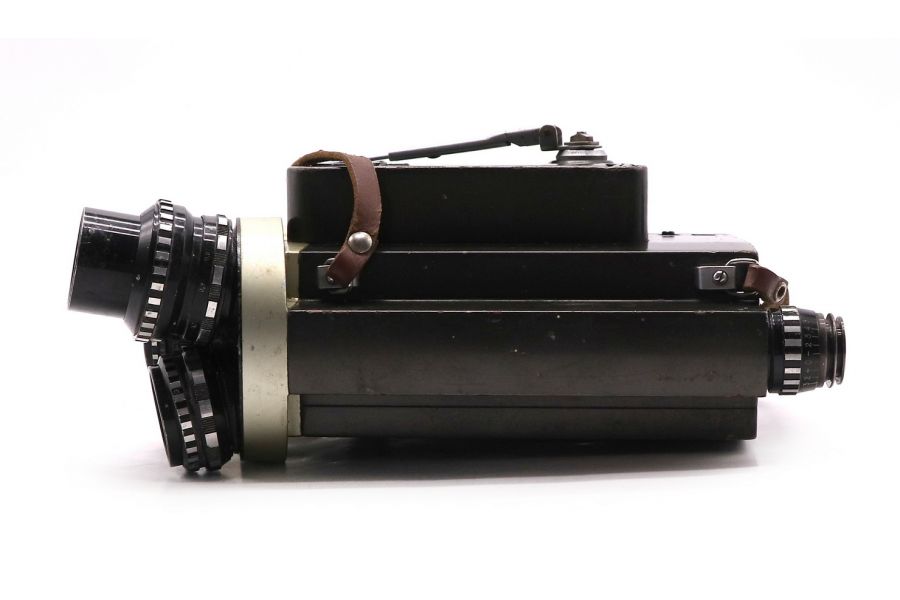 Советская киносъёмочная камера Киев 16У/ Kiev 16У