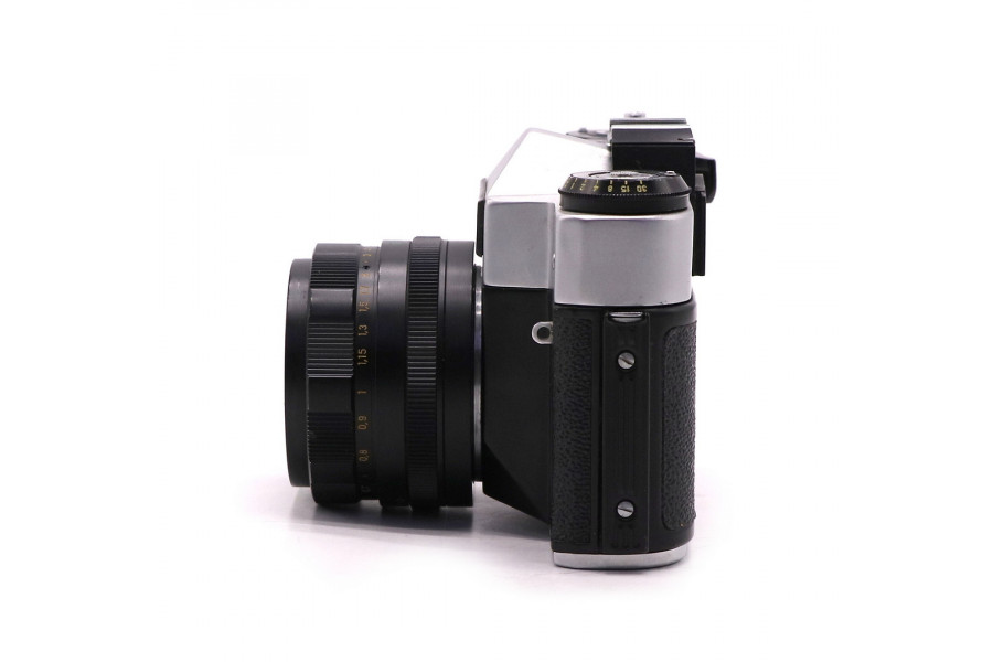 Зеркальная камера Зенит ЕМ kit silver (СССР, 1982)