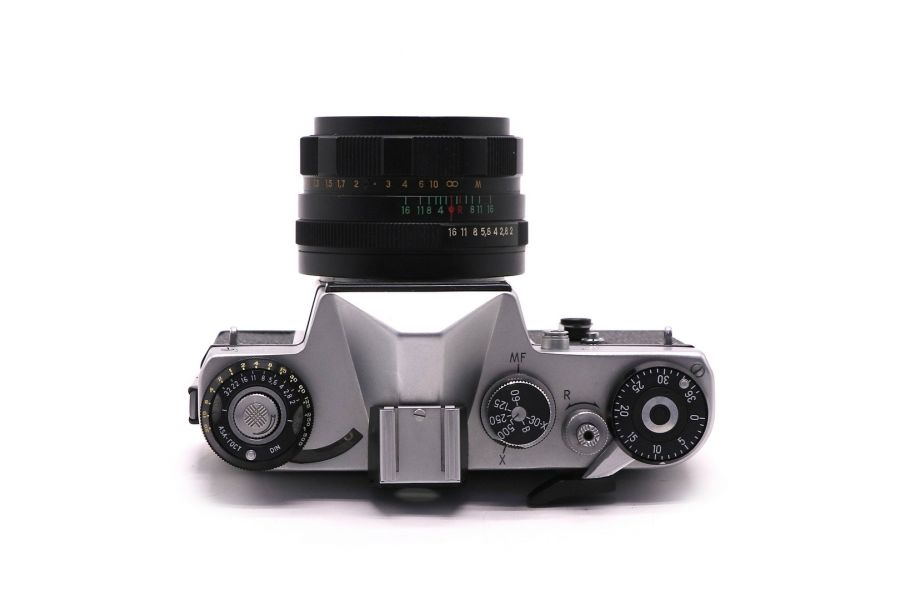 Зеркальная камера Зенит ЕМ kit silver (СССР, 1982)