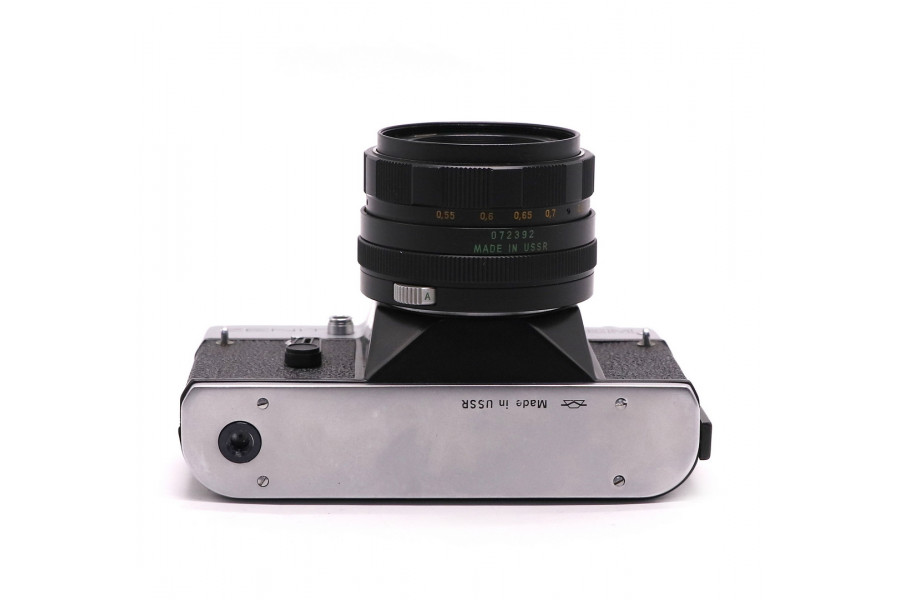 Зеркальная камера Зенит ЕМ kit silver (СССР, 1982)