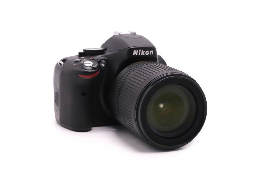 Nikon D5100 kit в упаковке (пробег 4240 кадров)