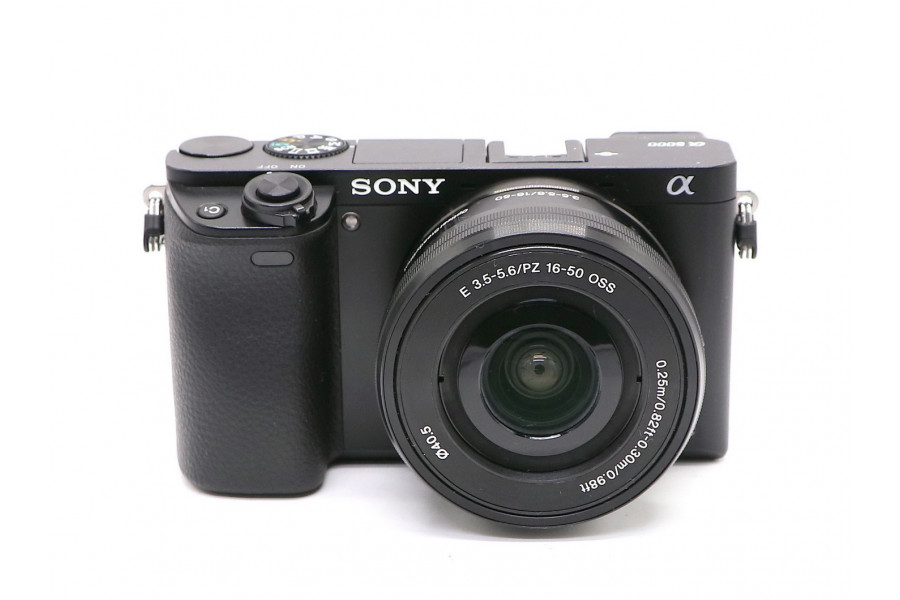 Sony A6000 ILCE-6000L kit (пробег 3400 кадров)