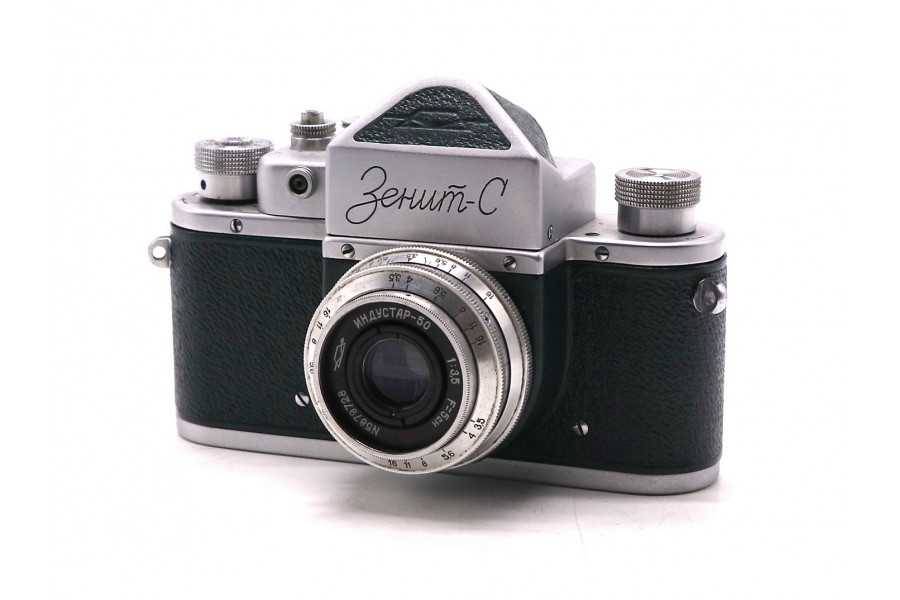 Фотокамера Зенит С + Индустар-50 зеленый