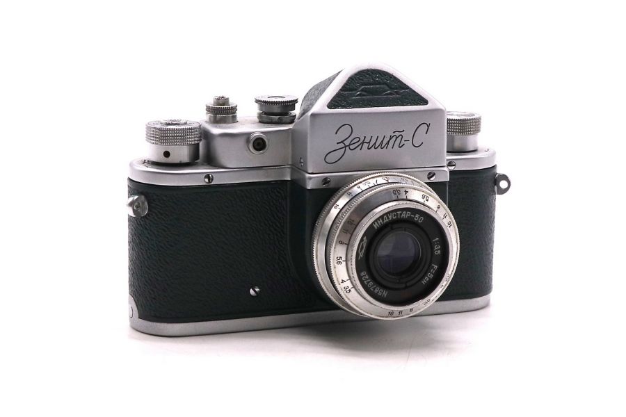 Фотокамера Зенит С + Индустар-50 зеленый