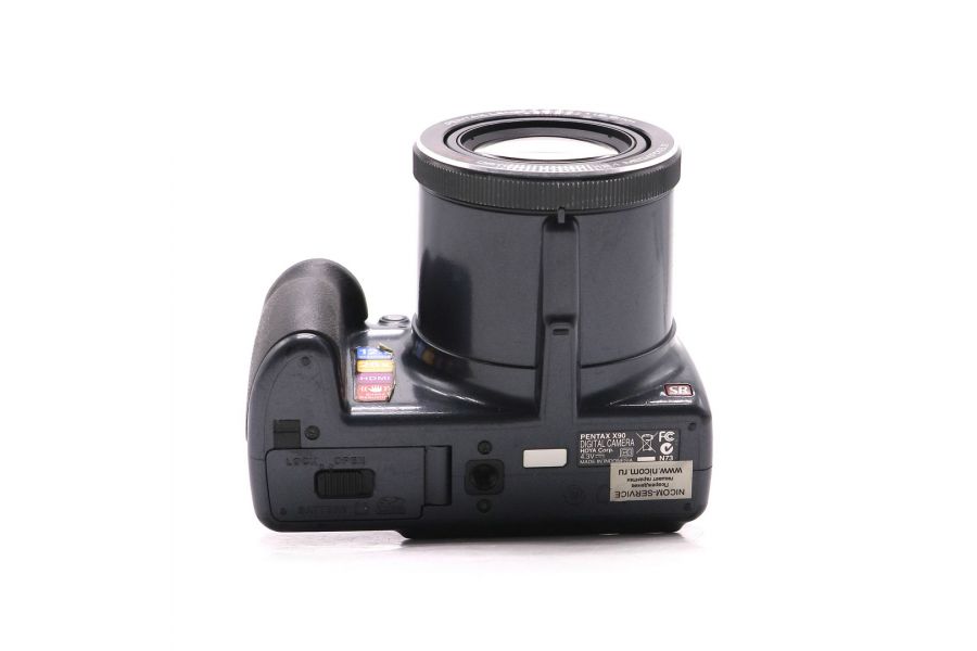 Цифровой компактный фотоаппарат Pentax Optio X90