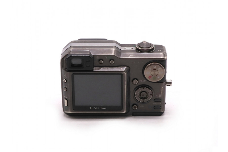 Компактная фотокамера Casio Exilim EX-P700