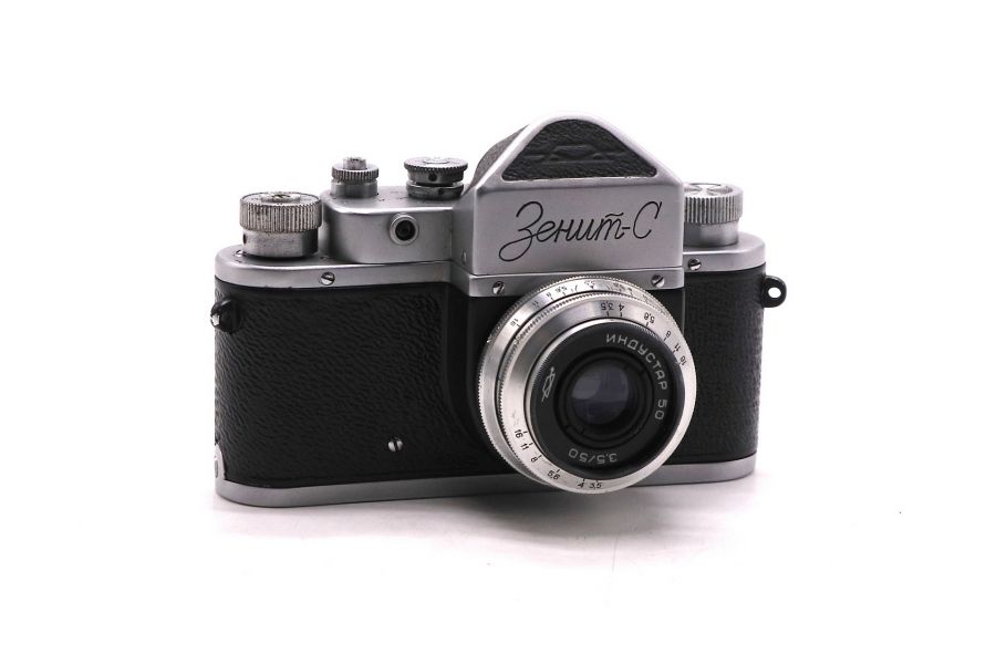 Фотоаппарат Зенит С + Индустар-50 ранний (1956)