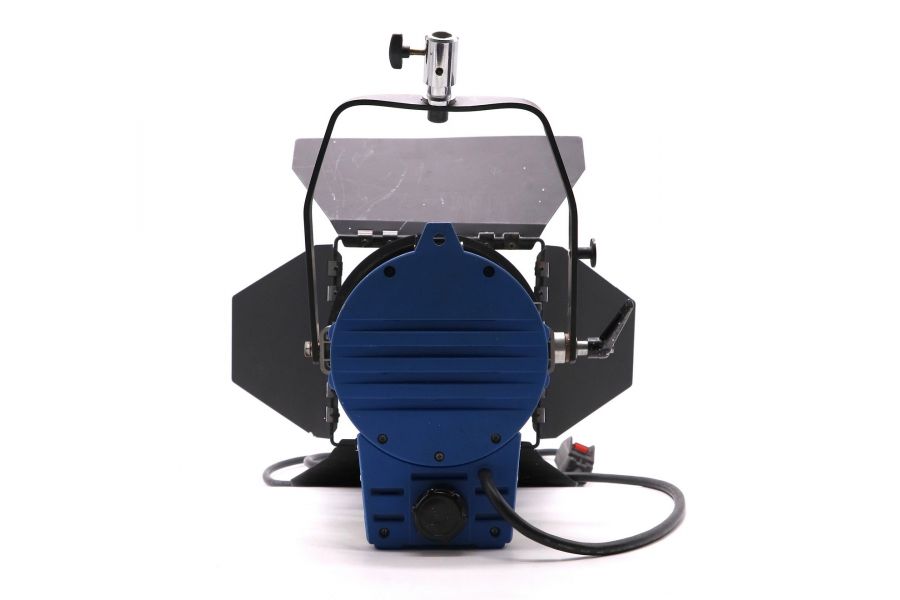 Вольфрамовый галогенный осветитель Fresnel 1000W