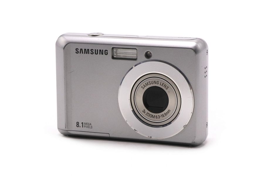 Цифровая фотокамера Samsung ES10 в упаковке