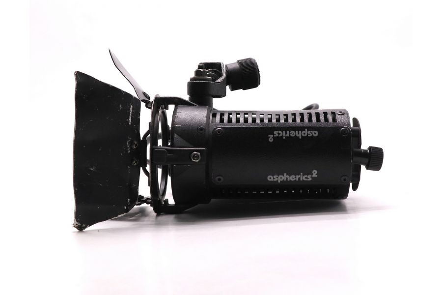 Галогенный осветитель Dedolight DLHM4-300E