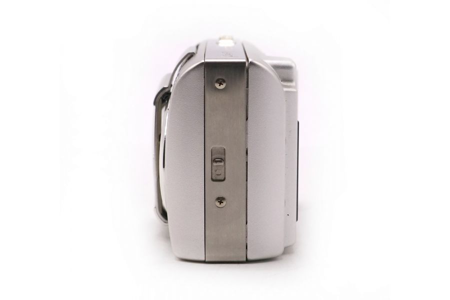 Компактная фотокамера Olympus mju V Metal