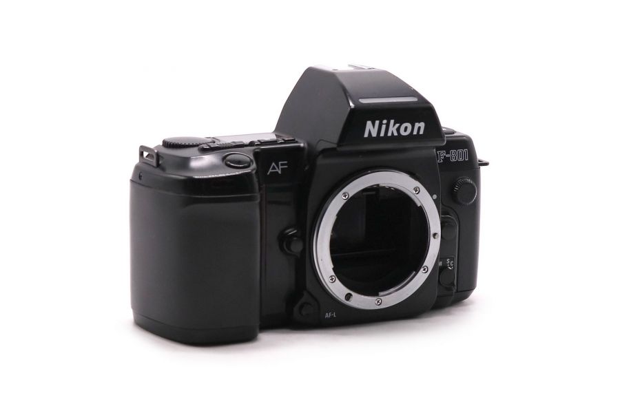 35-мм зеркальная фотокамера Nikon F-801 body