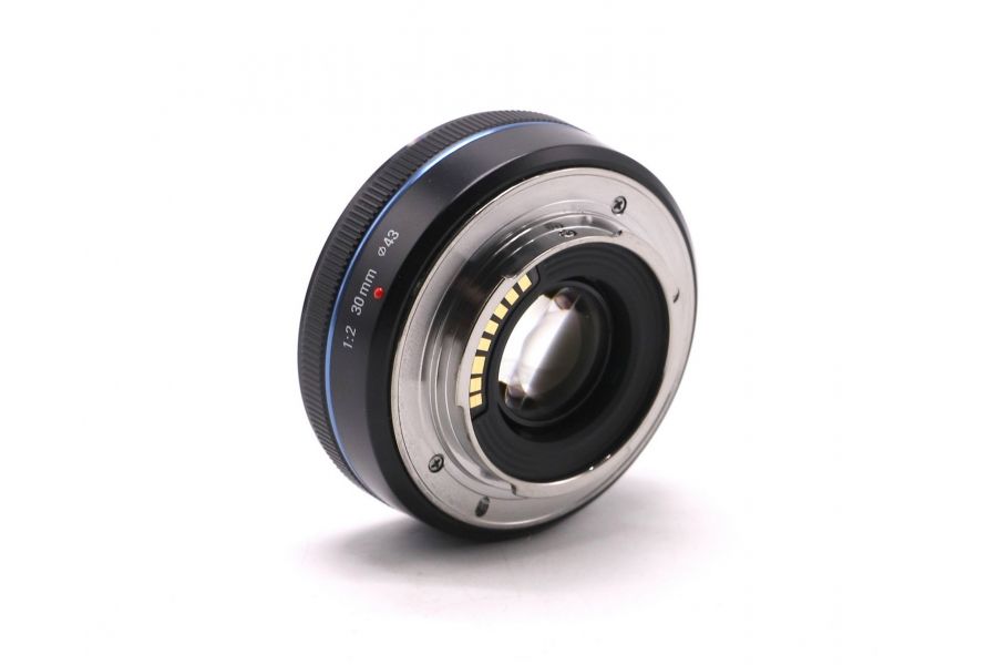 Объектив светосильный компактный Samsung 30mm f/2