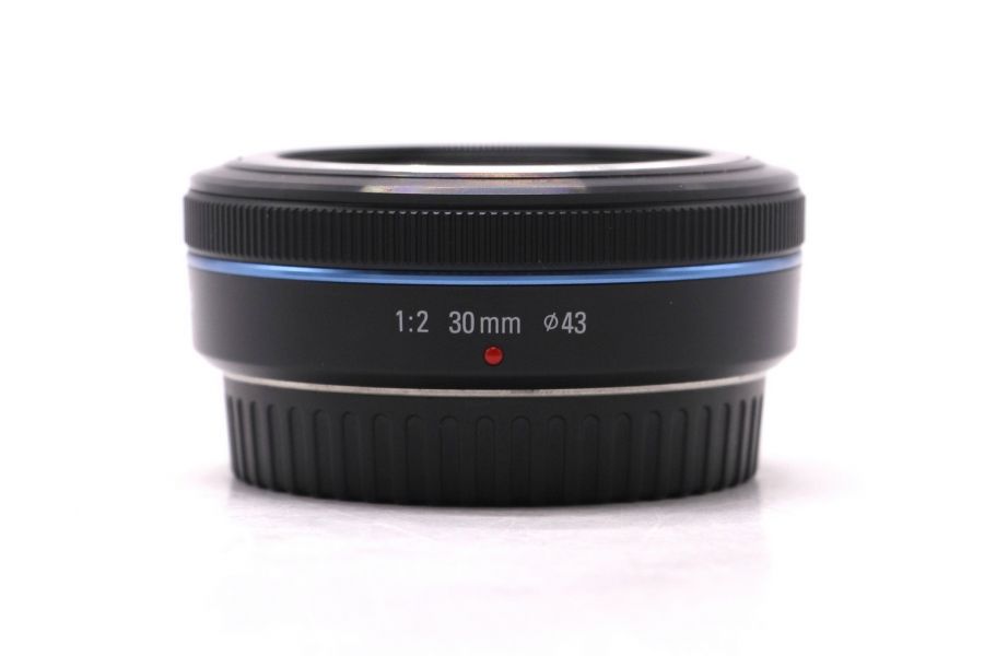Объектив светосильный компактный Samsung 30mm f/2
