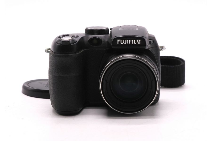 Компактный фотоаппарат Fujifilm Finepix S1000fd