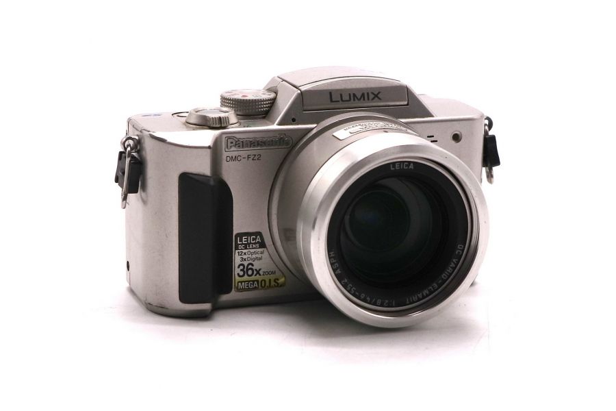 Фотокамера компактная Panasonic Lumix DMC-FZ2