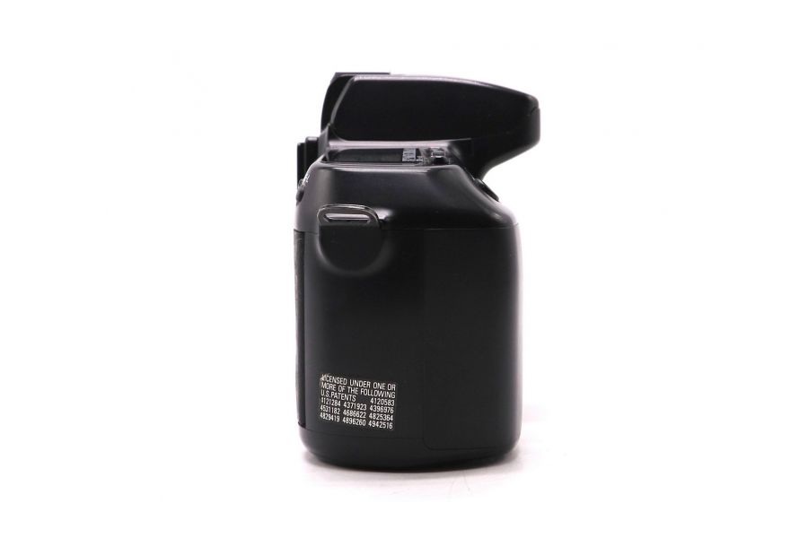 Зеркальный фотоаппарат Nikon N70 body (Japan)