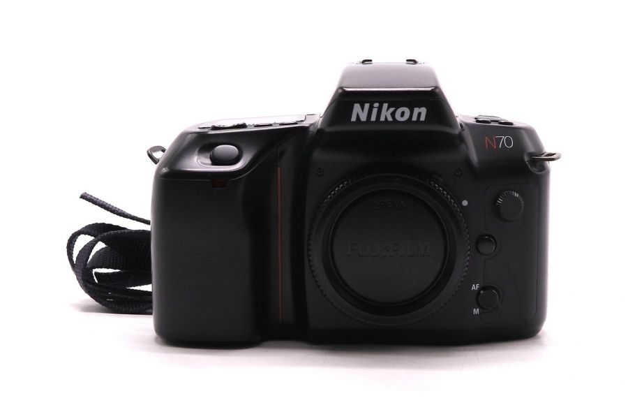 Зеркальный фотоаппарат Nikon N70 body (Japan)