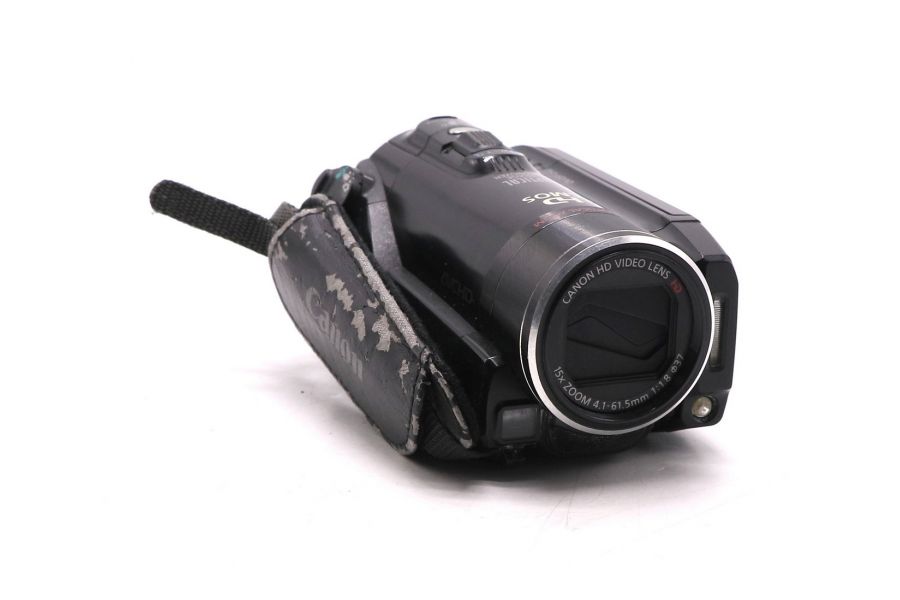 Видеокамера Canon LEGRIA HF200 в упаковке