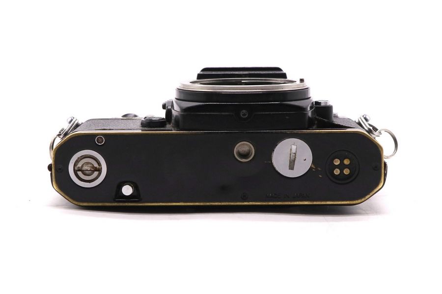 Зеркальный фотоаппарат Nikon FM2 body black