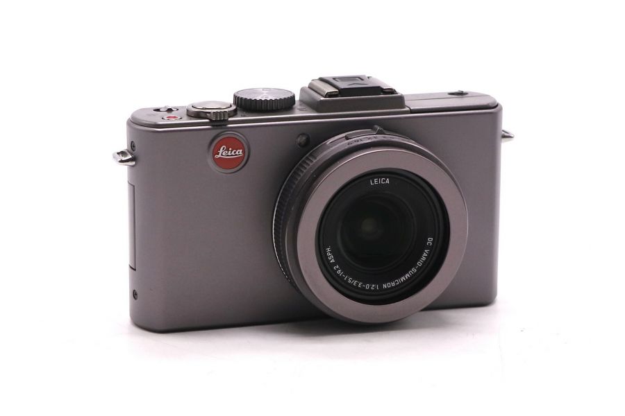 Компактная цифровая камера Leica D-Lux 5 Titanium